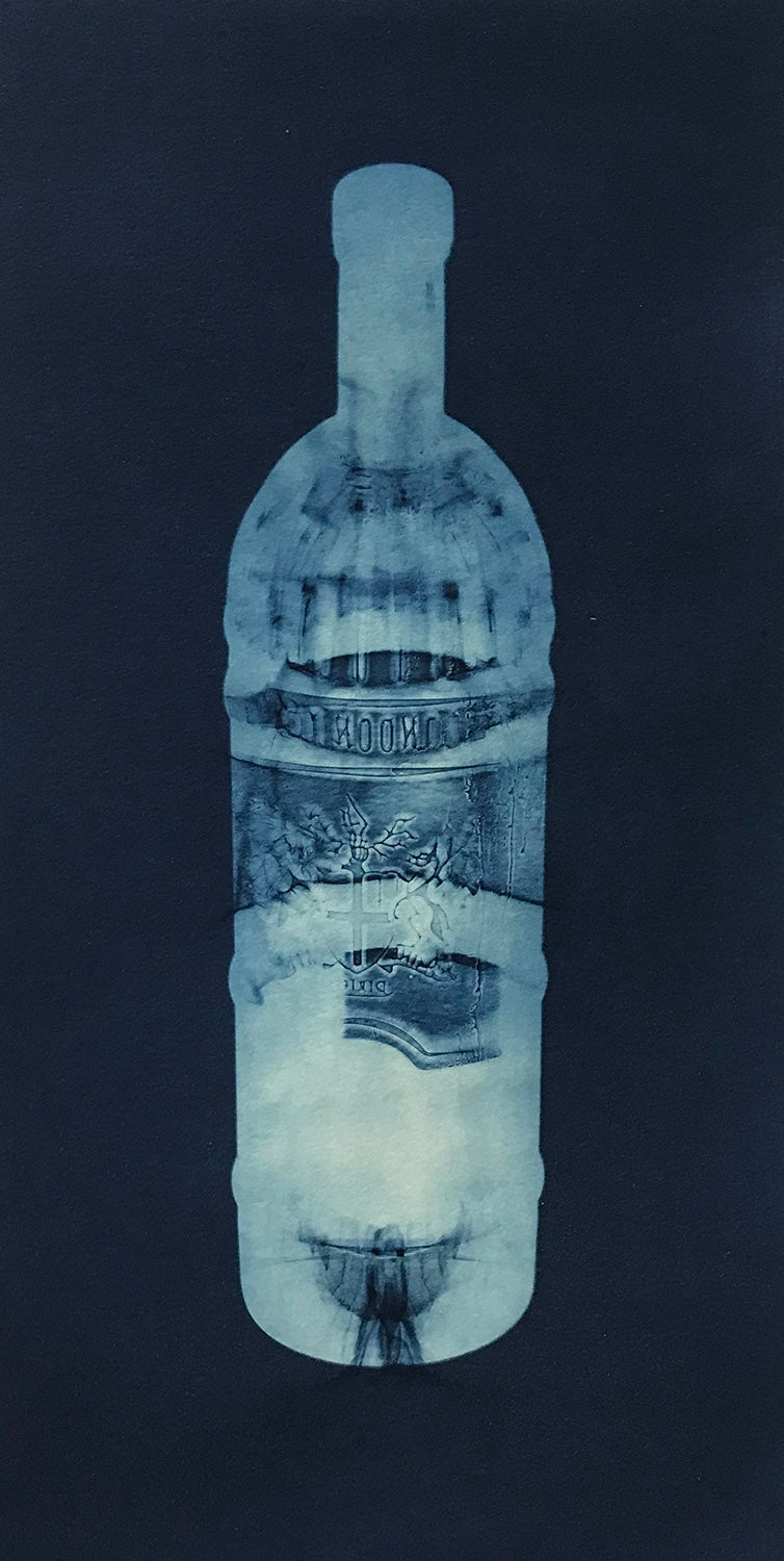 Jo de Pear Six Bells Gin for Modern ArtBuyer